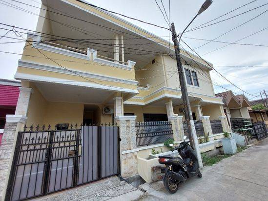 Disewa Rumah big di Taman harapan baru (H1115)