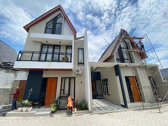 Perumahan Mewah Terbaru di dekat UNS solo!