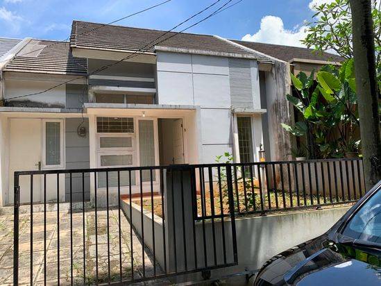 Dijual Rumah di Serpong Park