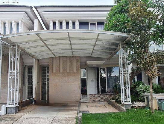Rumah Imperial Beach Minimalis Furnish Siap Huni Carport 2