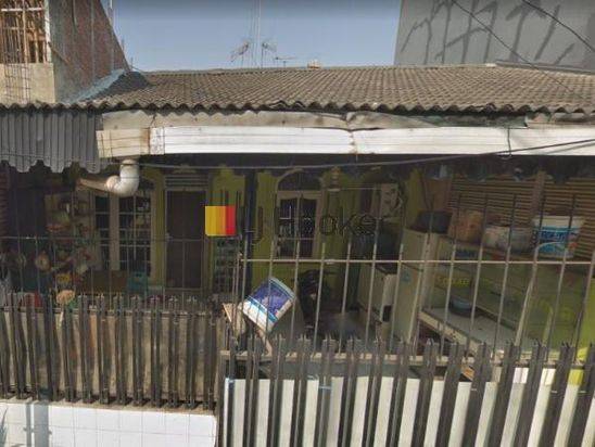 RUMAH DI JANUR KUNING AREA KELAPA GADING