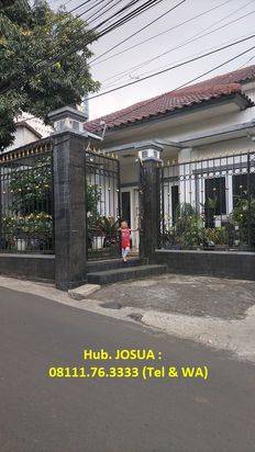 Rumah dekat Kampus UI Depok: LT 1000 m2, LB 700 m2, Bagus