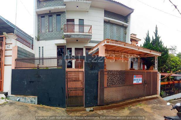 TURUN HARGA Rumah Komp Taman Cihanjuang Jarang Ada Siap Huni