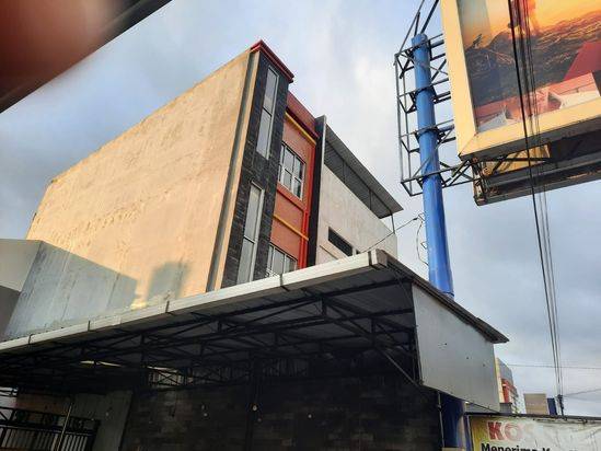 KOST 3 LANTAI & RUANG USAHA SAMPING UII JAKAL KM 14,5