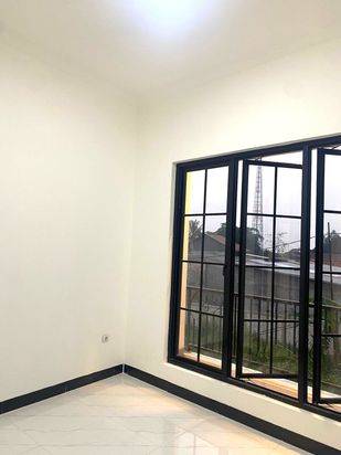 Rumah Cibinong Murah & Cantik 2 Lantai 689 Jt Dekat Sman 3