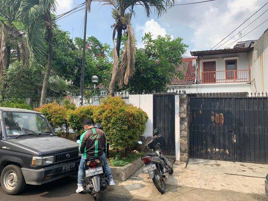 Rumah di Senopati Kebayoran Baru Lingkungan Elit Lokasi Strategis