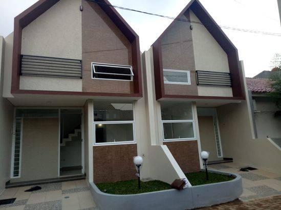 DIJUAl RUMAH UNIK MINIMALIS AKSES STRATEGIS SEKITARAN CIBINONG