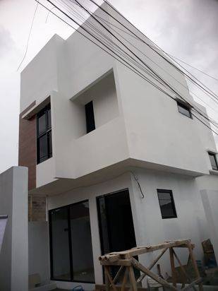 HUNIAN MODERN 2 LANTAI DEKAT KAWASAN KOTA MANDIRI KARAWANG