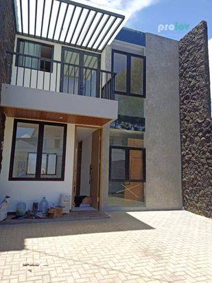 JARANG ADA Rumah SIAP HUNI Plus Private Pool Di Setiabudi Regency Bandung Utara