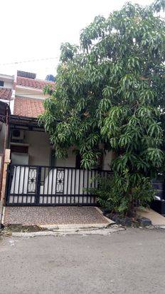 115 Di jual rumah di boulevard hijau cluster edelweis KPR 5%
