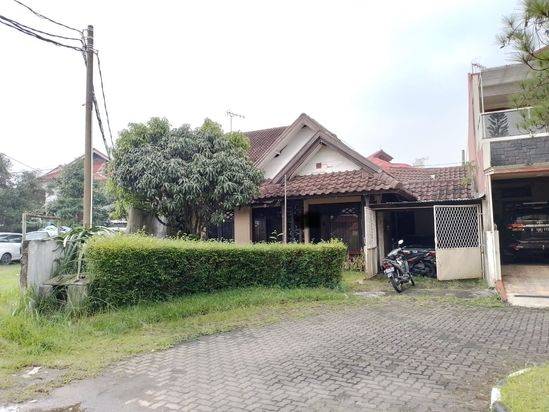 TURUN HARGA! Rumah nyaman di komplek elit antapani kota bandung