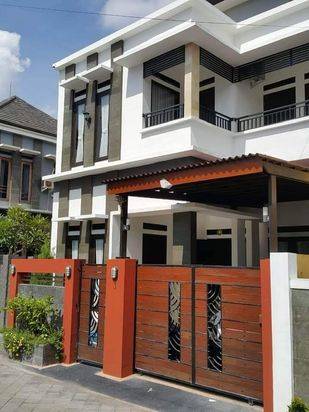 Rumah Mewah Di  Jln Gunung Andakasa Denpasar Gatsu Barat,Mahendradata