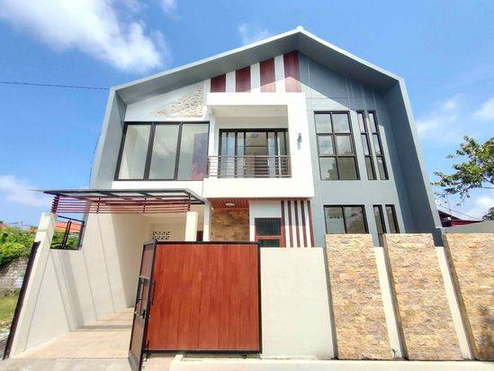 Rumah Di Jln Tukad Badung Renon Denpasar Bali.Pantai Sanur,Sesetan.