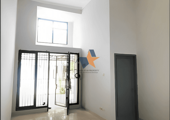 Dijual Cepat (BU) Rumah 2 lantai Siap Huni di Graha Raya