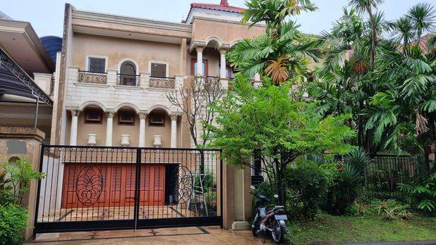 RUMAH MEWAH CLASSIC MEDITERAN GRAHA FAMILI JARANG ADA & LANGKA 