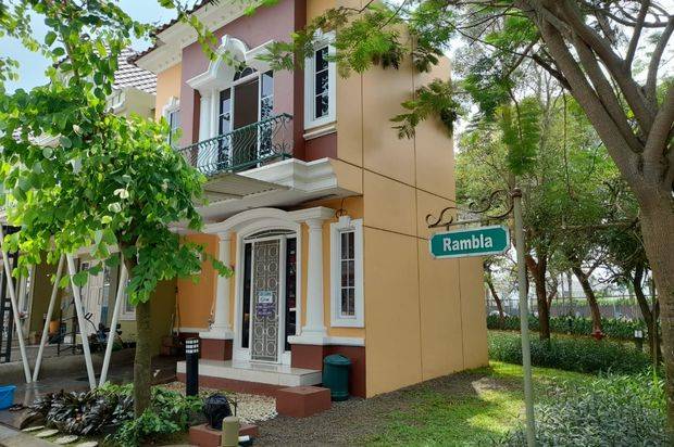 Di jual rumah bagus dan tanah kosong di hook