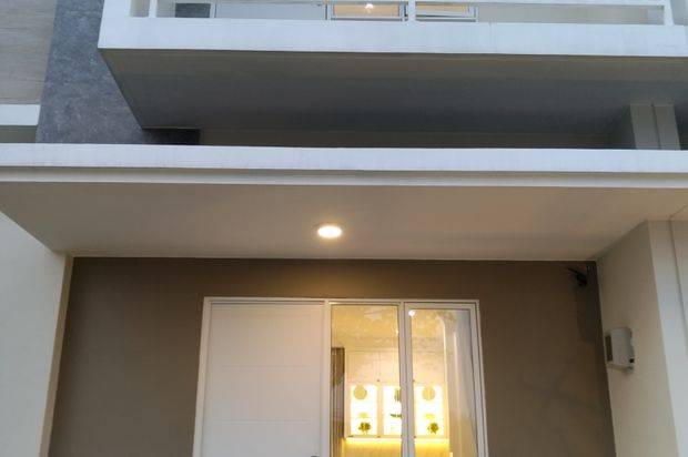 Rumah mewah 2 Lt Ready stock dalam kawasan kota Mandiri,di BSD 