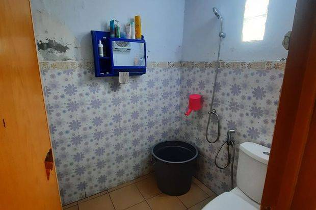 Dijual Rumah Lokasi Strategis di Perum Permata Tangerang