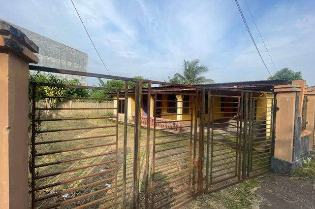 Di jual rumah dan tanah
