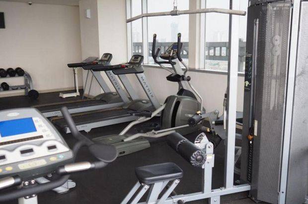 Apartemen Cosmo Terrace furnished bagus siap huni lantai tinggi