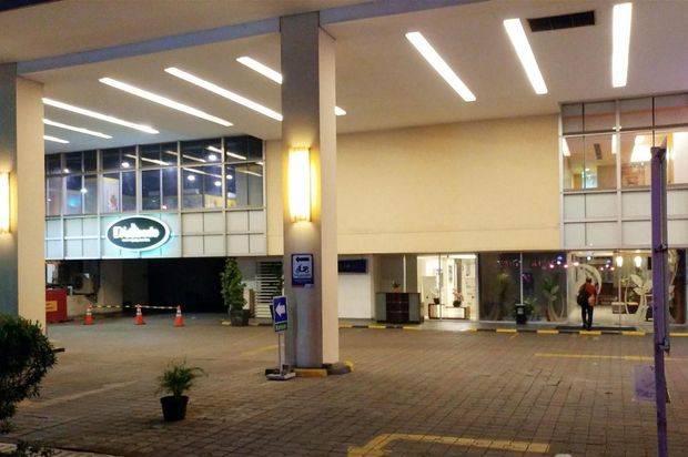 Apartemen Cosmo Terrace furnished bagus siap huni lantai tinggi