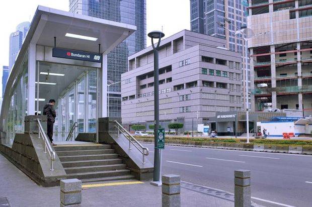 Apartemen Cosmo Terrace furnished bagus siap huni lantai tinggi