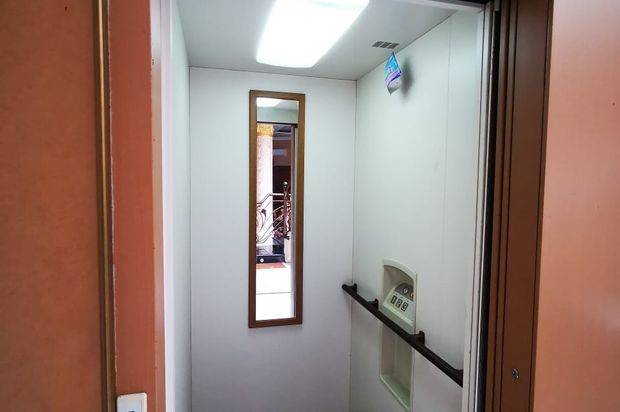 Rumah Mewah Akses Strategis, Aman Dan Nyaman di Jl. Danau Indah Barat, Sunter, Jakarta Utara