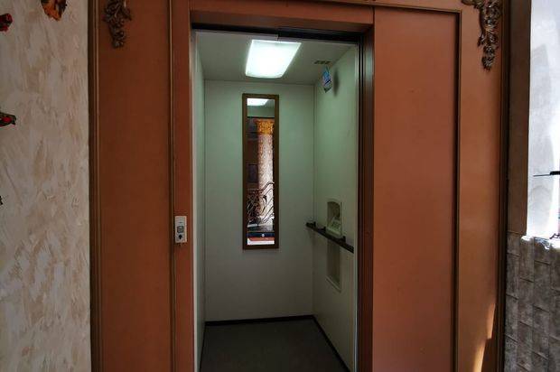 Rumah Mewah Akses Strategis, Aman Dan Nyaman di Jl. Danau Indah Barat, Sunter, Jakarta Utara