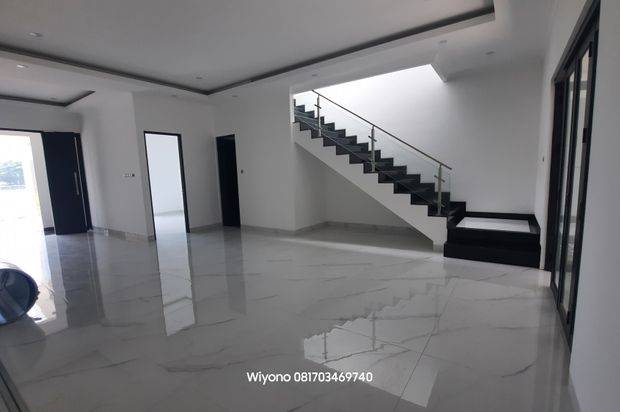 Rumah Mewah Surabaya Timur Pakuwon City Grand Island Konsep Tanpa Pagar