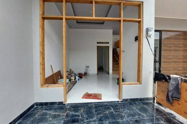 RUMAH SIAP HUNI 2 LANTAI TERMURAH DI JAKAL