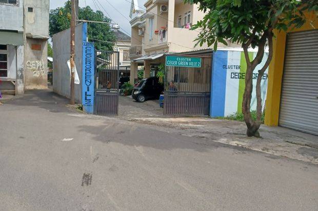 DI JUAL RUMAH HOOK DALAM CLUSTER CEGER GRENVILLE 2 LANTAI 2 LT 85 LB 105 KT 4 KM 3