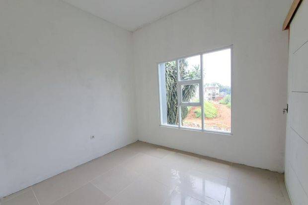 Rumah Dekat Mall Cijantung Jakarta Timur