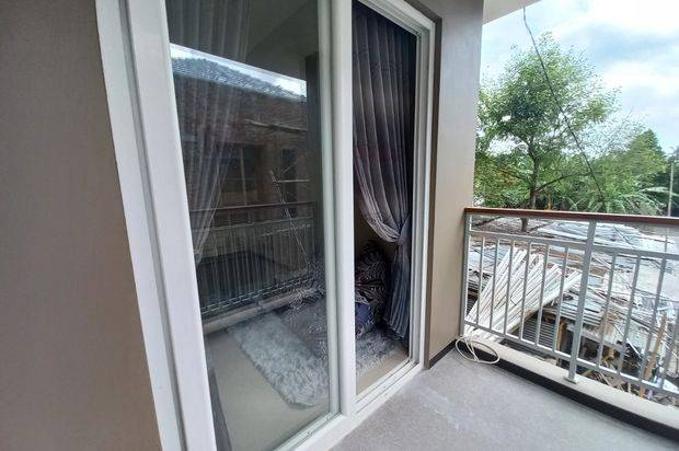 RUMAH MEWAH CANTIK SIAP HUNI DI JALAN KALIURANG 