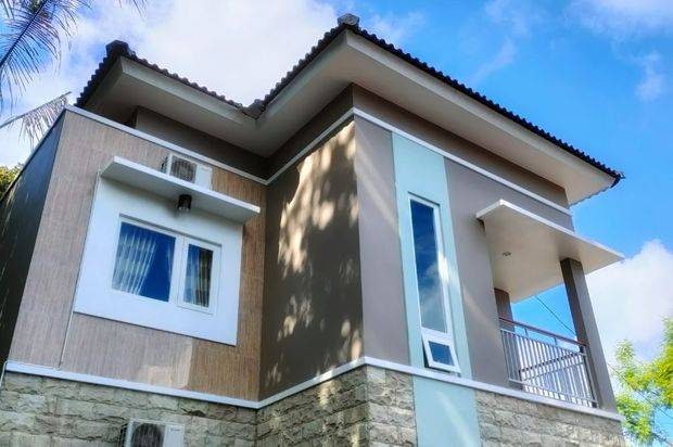 RUMAH MEWAH CANTIK SIAP HUNI DI JALAN KALIURANG 