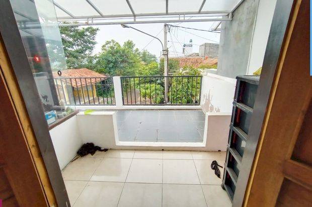 Rumah 2 Lantai Di Griya Mitra Posindo 418