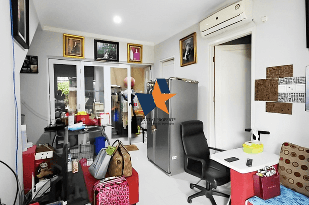 Dijual Rumah 2 Lantai Di Cluster Graha Raya 