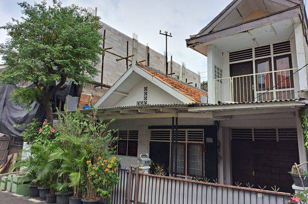 Rumah Jadul tapi unik dan lantai 2 untuk kos2an