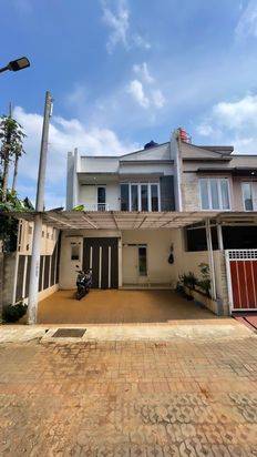  Rumah Cantik 3 Lantai di Padasuka Atas 4 KT 1,2 M  