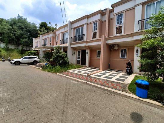 RUMAH BARU CLUSTER SAVIA PARK BSD JUAL MURAH