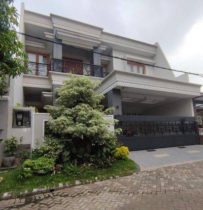 Rumah 2 Lantai Di Perumahan Deltasari Sidoarjo