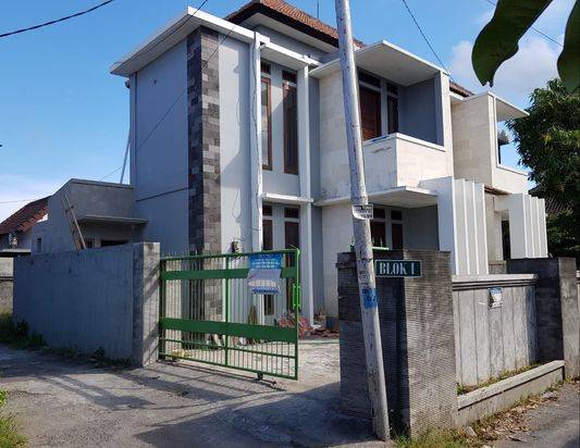 FOR SALE RUMAH SEMI VILLA KEBOIWA  