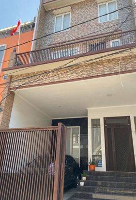 Dijual rumah 2 lantai luas 6x15 90m2 Type 4KT di Kelapa Gading Jakarta Utara