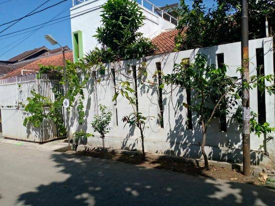 Rumah 1,5 Lantai Siap Huni Yang Lokasinya Di Komplek Arcamanik Endah Kota Bandung 