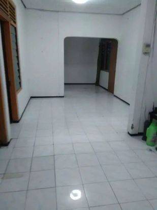 Jual Rumah Lama Murah dan Kokoh di Veteran Bintaro