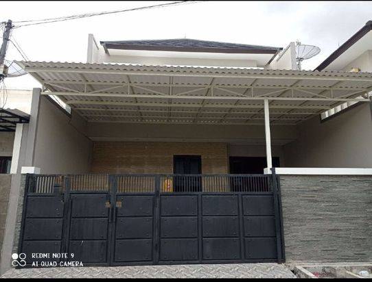 RUMAH 2 LANTAI SECOND BABATAN PANTAI TIMUR