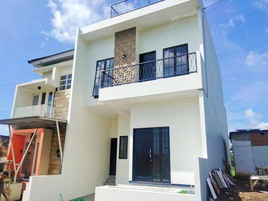 DI JUAL VILLA BANGUNAN BARU MINIMALIS TEMAS KOTA BATU MALANG 
