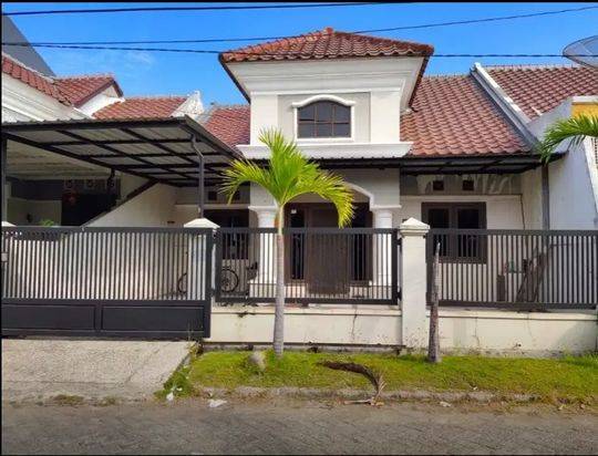 HANYA 900JUTA AN NEGO RUMAH DI WIGUNA REGENCY SIAP HUNI