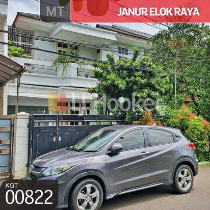 Rumah Janur Elok Raya Kelapa Gading, Jakarta Utara