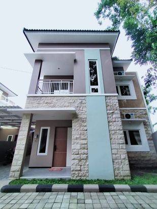 Rumah Full Furnished di Jakal Km 12, 2 Lantai 