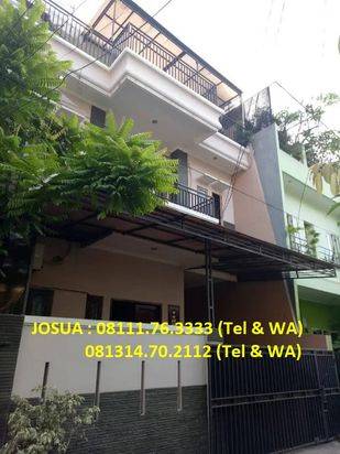 Rumah Pulo Asem Jaktim : 3 Lt, LT 118 m2, LB 300 m2, Bagus